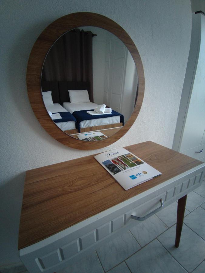 Omiros Rooms Хиос Екстериор снимка